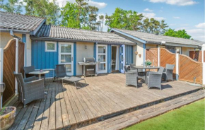 2 Bedroom Lovely Apartment In Nexø in Nexø